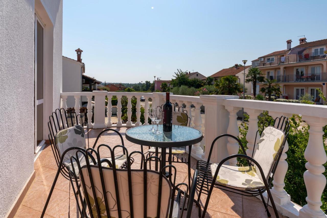 Apartments Oliva Porec Ngoại thất bức ảnh