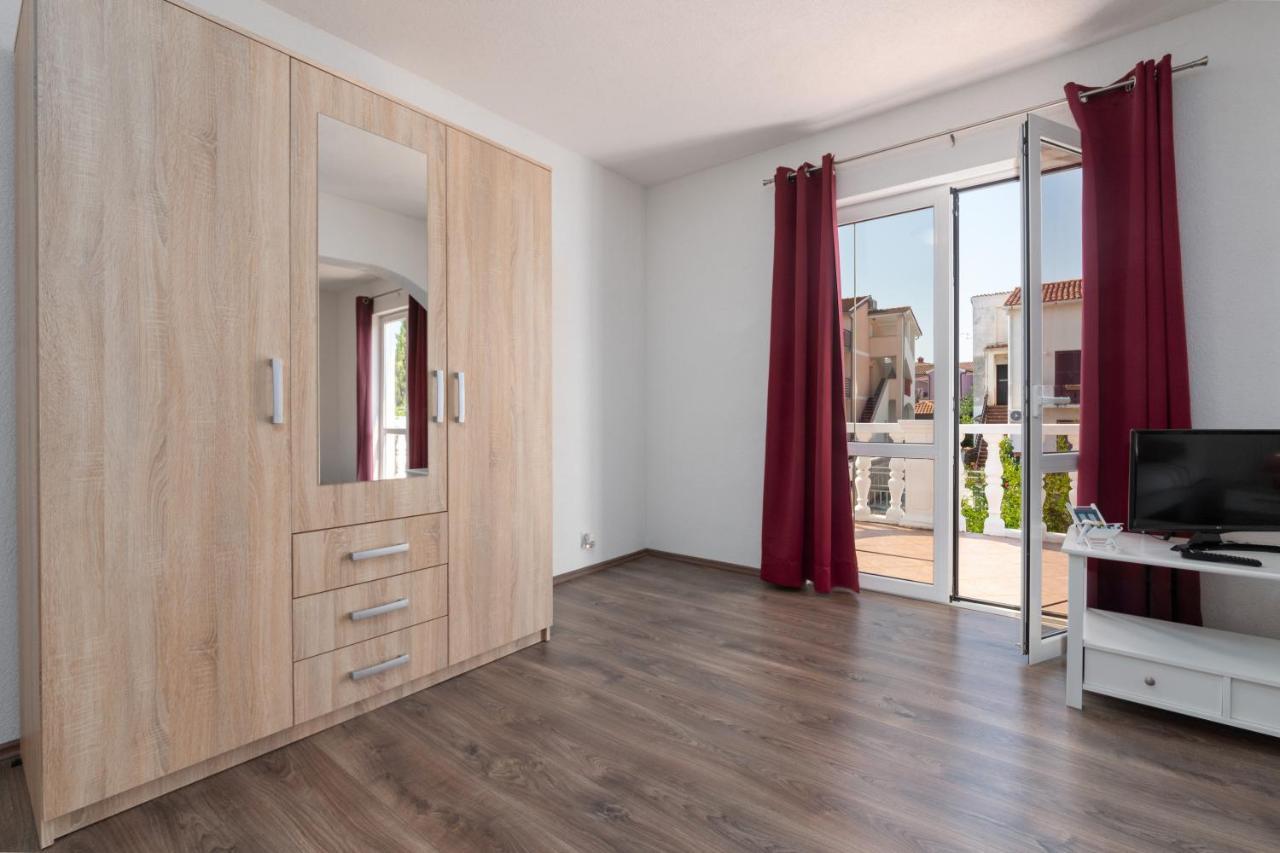 Apartments Oliva Porec Ngoại thất bức ảnh