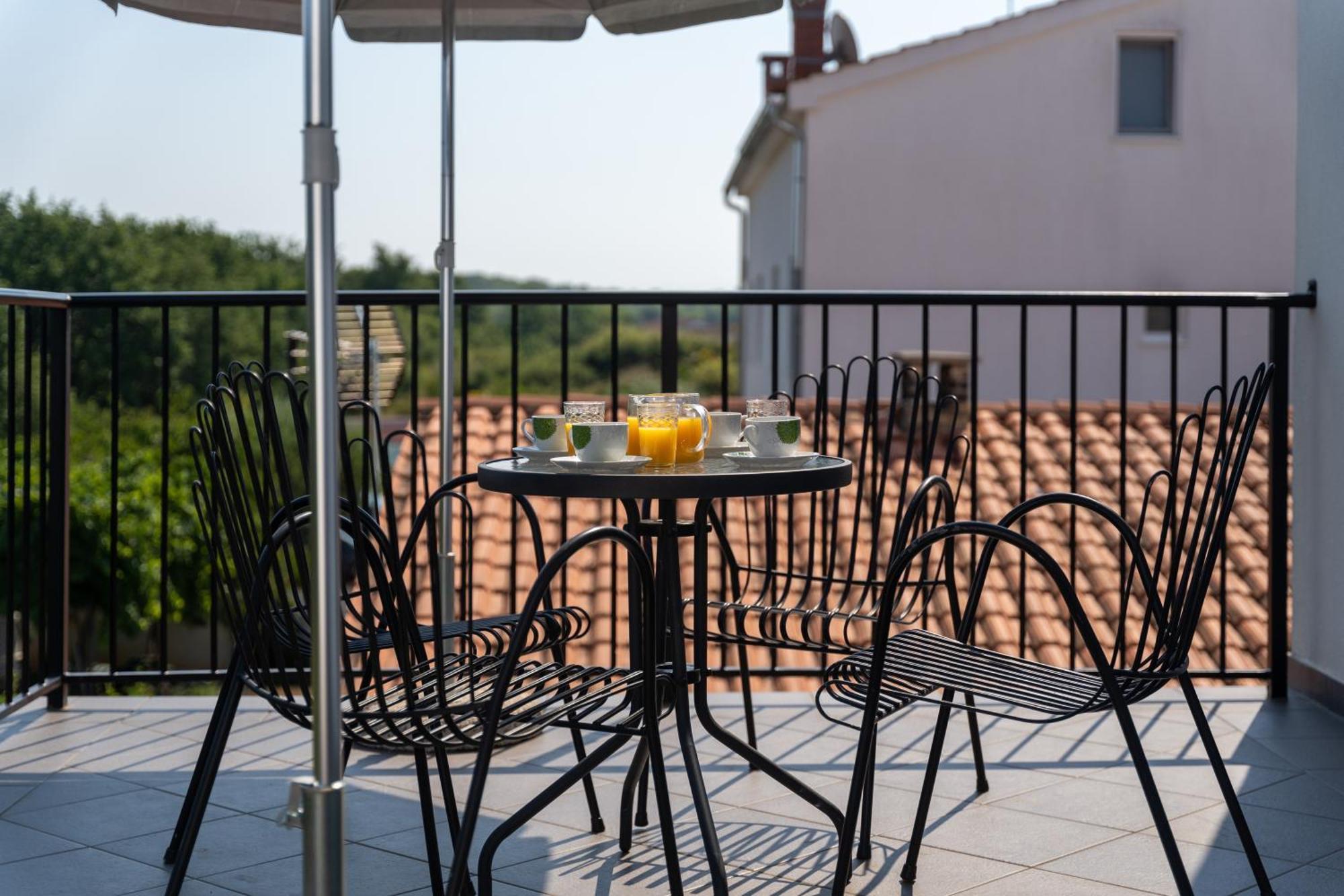 Apartments Oliva Porec Ngoại thất bức ảnh