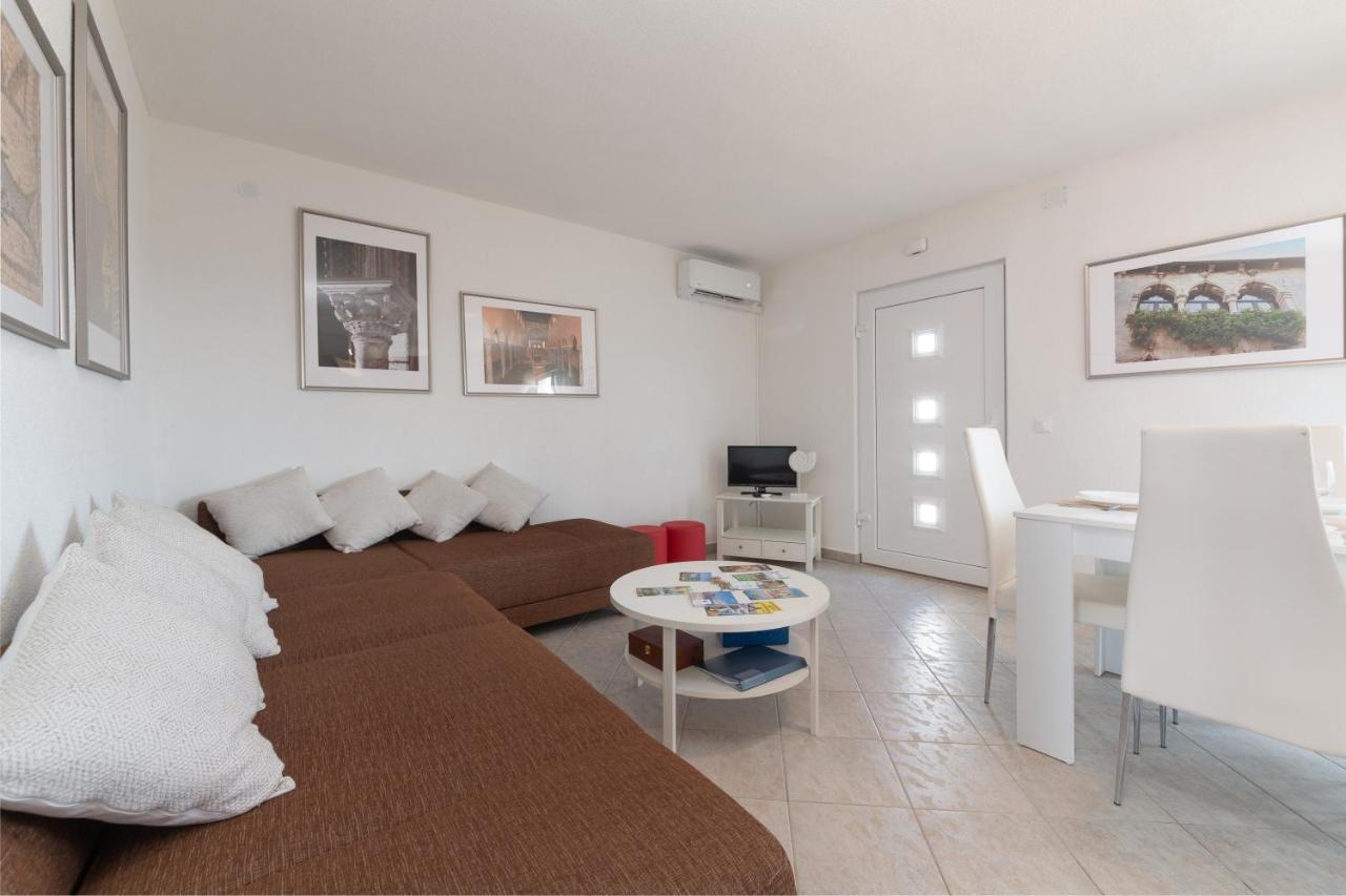 Apartments Oliva Porec Ngoại thất bức ảnh